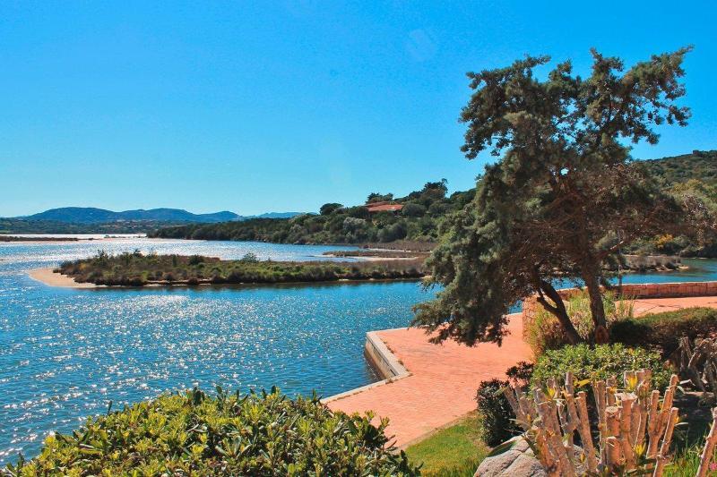 Costa Serena Village Boschetto Holiday Palau Exterior photo